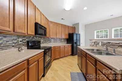 6207 Blue Ash Lane, Charlotte, NC 28215 - Photo 21