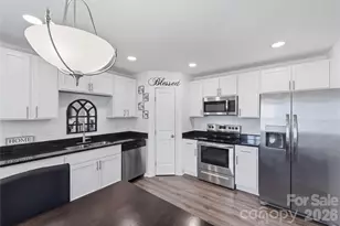 726 Parker St, Albemarle, NC 28001 - Photo 11