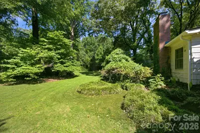 8801 Holiday Drive, Charlotte, NC 28215 - Photo 29