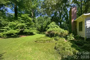 8801 Holiday Dr, Charlotte, NC 28215 - Photo 29