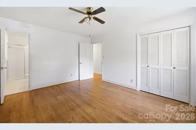 8801 Holiday Drive, Charlotte, NC 28215 - Photo 17