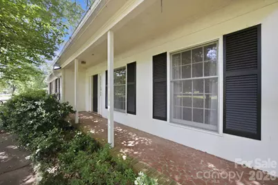 8801 Holiday Drive, Charlotte, NC 28215 - Photo 3