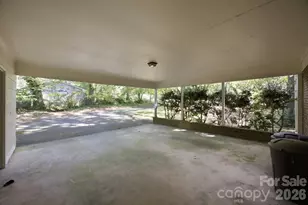 8801 Holiday Dr, Charlotte, NC 28215 - Photo 23
