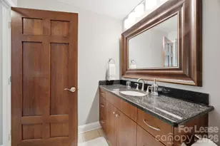 300 W 5th St, Charlotte, NC 28202 - Photo 23