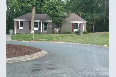 6230 Cross Creek Lane, Charlotte, NC 28212 - Photo 1