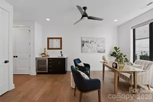 1004 Westbrook Dr, Charlotte, NC 28202 - Photo 5