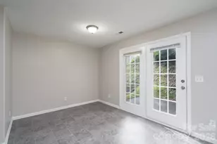 8016 Bronze Pike Dr, Charlotte, NC 28273 - Photo 9