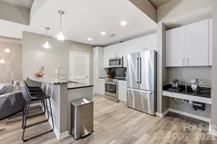 210 N Church St, Charlotte, NC 28202 - Photo 19