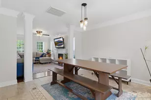 7313 Mapleridge Dr, Charlotte, NC 28210 - Photo 9