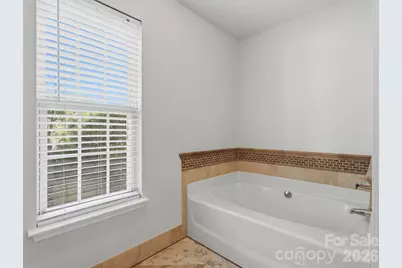 7313 Mapleridge Drive, Charlotte, NC 28210 - Photo 21