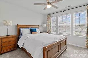 8122 Downy Oak Ln, Charlotte, NC 28269 - Photo 17