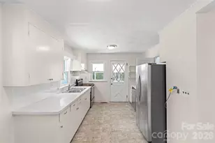 803 N Weldon St, Gastonia, NC 28052 - Photo 7