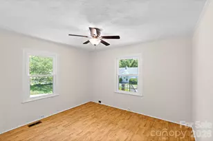 803 N Weldon St, Gastonia, NC 28052 - Photo 11