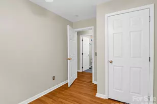 30 Lake Forest Ln, Hendersonville, NC 28739 - Photo 17