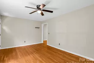 30 Lake Forest Ln, Hendersonville, NC 28739 - Photo 9
