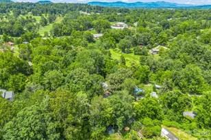 30 Lake Forest Ln, Hendersonville, NC 28739 - Photo 31