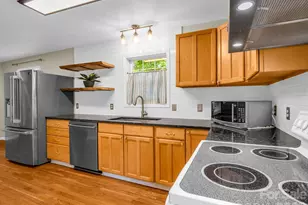 30 Lake Forest Ln, Hendersonville, NC 28739 - Photo 13