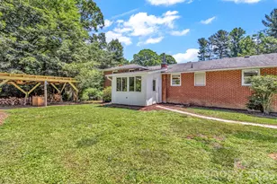 907 W Blue Ridge Rd, East Flat Rock, NC 28726 - Photo 47