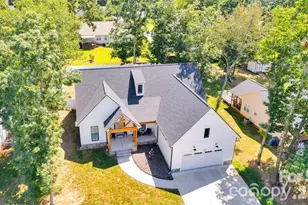 2754 Emperor St, Claremont, NC 28610 - Photo 3