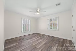 7332 Lake Front Dr, Charlotte, NC 28278 - Photo 17