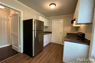6013 Carver Blvd, Charlotte, NC 28269 - Photo 11