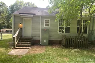 6013 Carver Blvd, Charlotte, NC 28269 - Photo 13