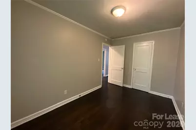 6013 Carver Boulevard #B, Charlotte, NC 28269 - Photo 9