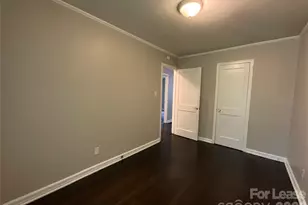 6013 Carver Blvd, Charlotte, NC 28269 - Photo 9