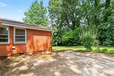2000 Russell Avenue, Charlotte, NC 28216 - Photo 23