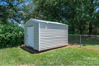 1240 12th Street Place NW, Hickory, NC 28601 - Photo 41