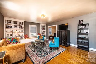 1240 12th St Pl NW, Hickory, NC 28601 - Photo 5