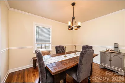 1240 12th Street Place NW, Hickory, NC 28601 - Photo 9