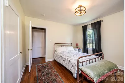 1240 12th Street Place NW, Hickory, NC 28601 - Photo 27