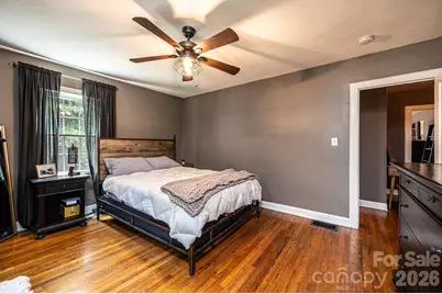 1240 12th Street Place NW, Hickory, NC 28601 - Photo 23