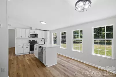3940 Teaberry Lane, Newton, NC 28658 - Photo 13
