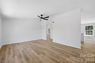 3940 Teaberry Ln, Newton, NC 28658 - Photo 7