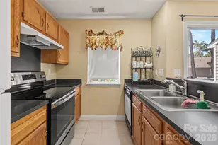 9132 Charminster Ct, Charlotte, NC 28269 - Photo 13