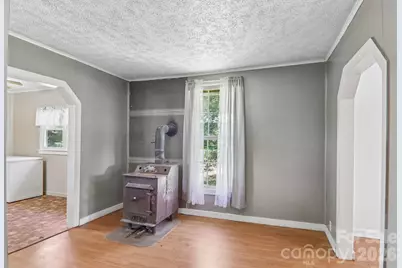 414 Skyline Drive, Canton, NC 28716 - Photo 23