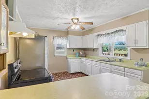 414 Skyline Dr, Canton, NC 28716 - Photo 13