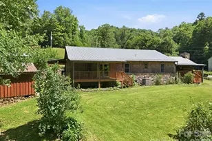 1005 Smith Creek Rd, Mars Hill, NC 28754 - Photo 5