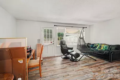 4605 Hedgemore Drive #H, Charlotte, NC 28209 - Photo 5