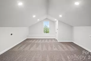 1215 Wilson W Lee Blvd, Statesville, NC 28677 - Photo 17