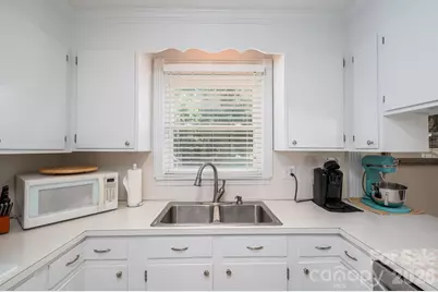 601 Wren Road, Gastonia, NC 28056 - Photo 11