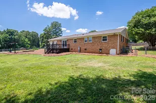 601 Wren Rd, Gastonia, NC 28056 - Photo 33