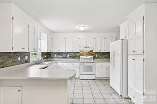 738 McDaniel Rd, Kings Mountain, NC 28086 - Photo 9