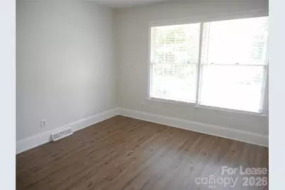 7556 Thorncliff Drive, Charlotte, NC 28210 - Photo 7