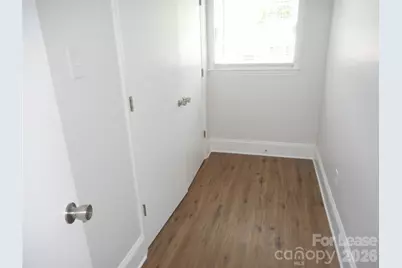 7556 Thorncliff Drive, Charlotte, NC 28210 - Photo 13