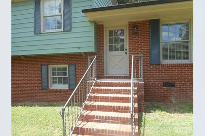 7556 Thorncliff Drive, Charlotte, NC 28210 - Photo 3