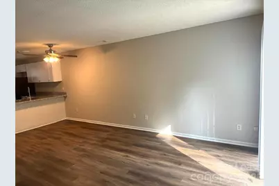 3912 Briarhill Drive, Charlotte, NC 28215 - Photo 5
