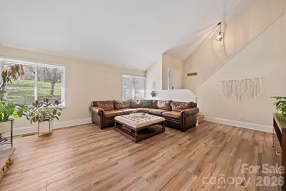 350 21st Avenue Drive NW, Hickory, NC 28601 - Photo 7